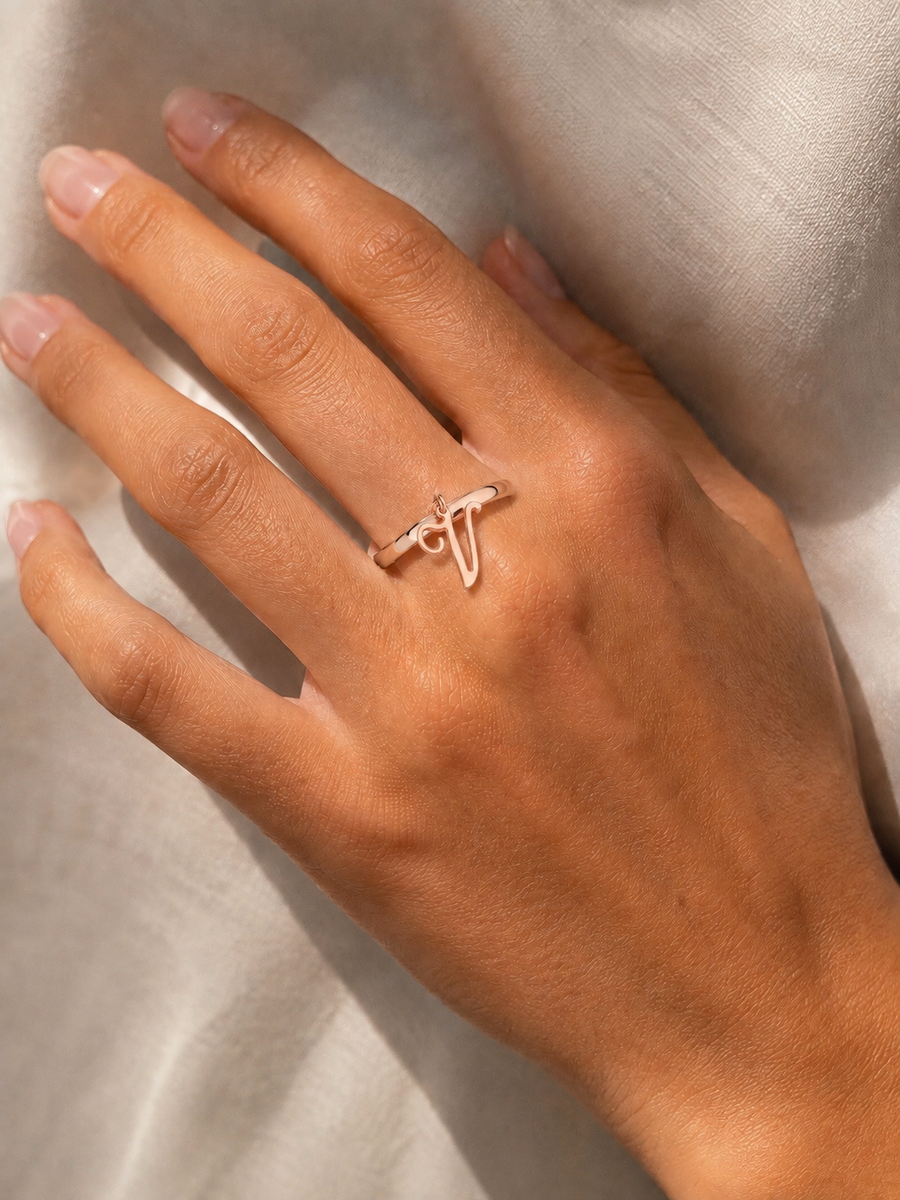 Anello Lettera Personalizzabile Classico