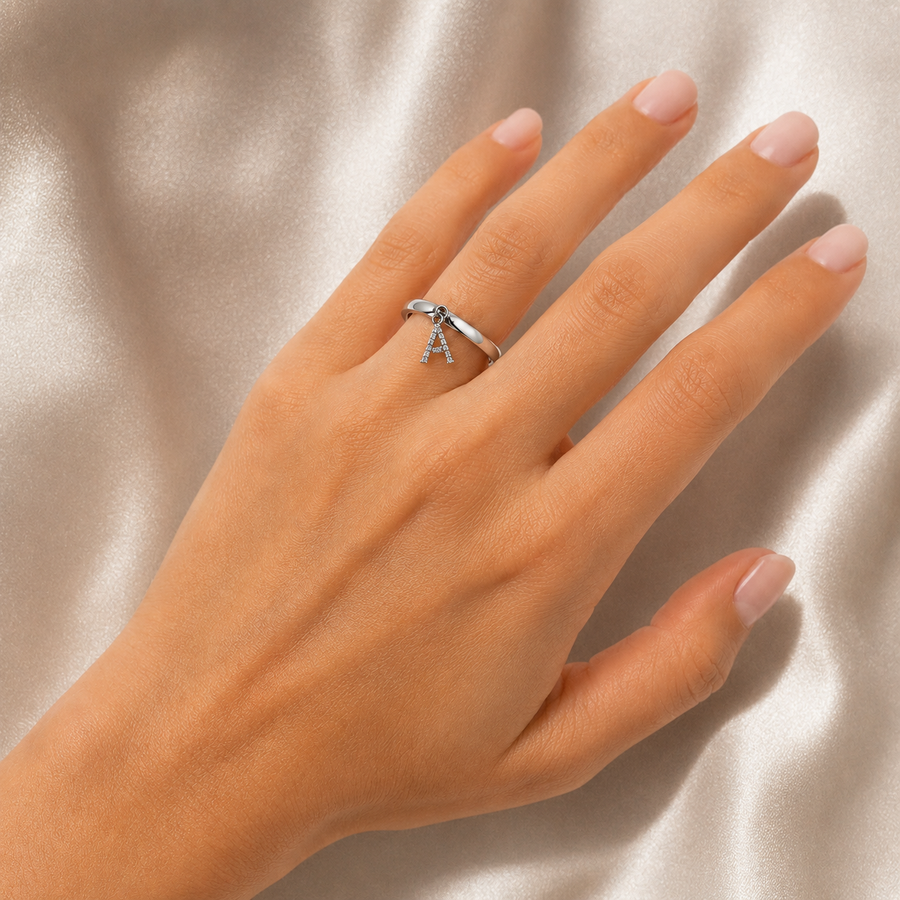 Anello Lettera a Ciondolo Personalizzabile